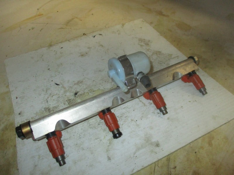 Suzuki DF115 115hp outboard fuel rail with injector set (15750-90J00)