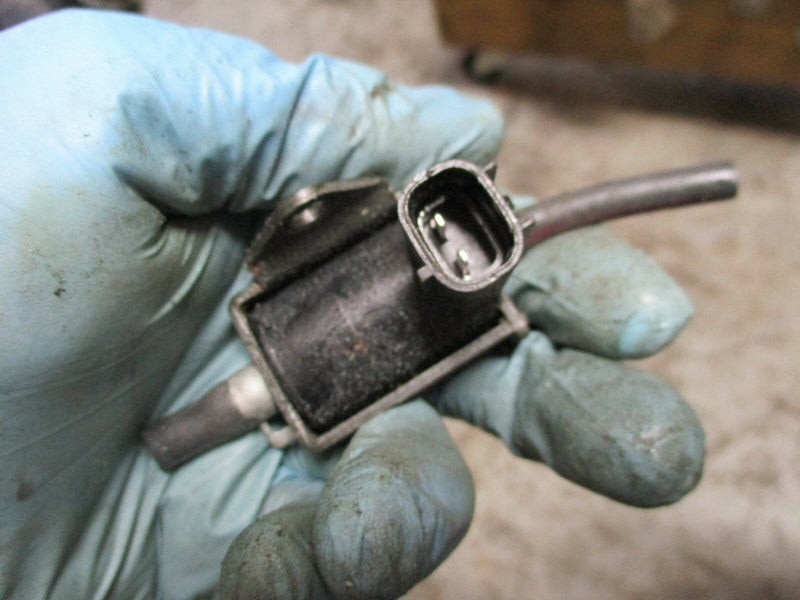 2002 Yamaha HPDI 200hp outboard z200txra oil solenoid