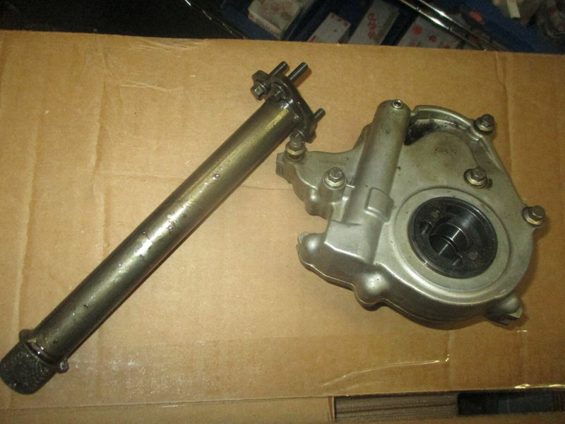 Mercury Verado 200hp 4 cylinder outboard oil pump and tube