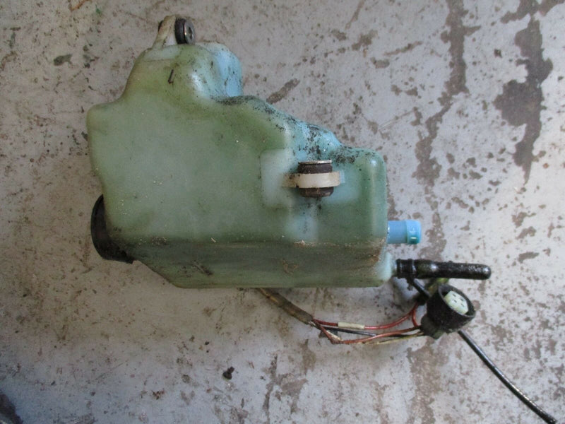 2001 outboard yamaha 115 TJRZ oil tank 6k1-21708-04-00