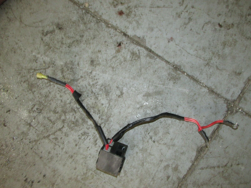 1990 Yamaha saltwater series carbureted 250 ETXD fuse holder 61A-82150-00-00