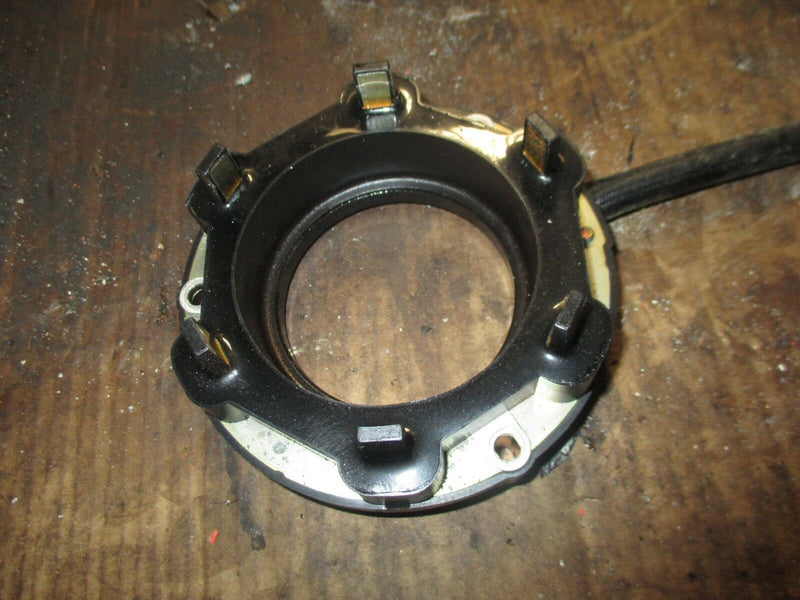 2004 Yamaha 250hp HPDI 2-stroke outboard pulsor coil 60v-85580