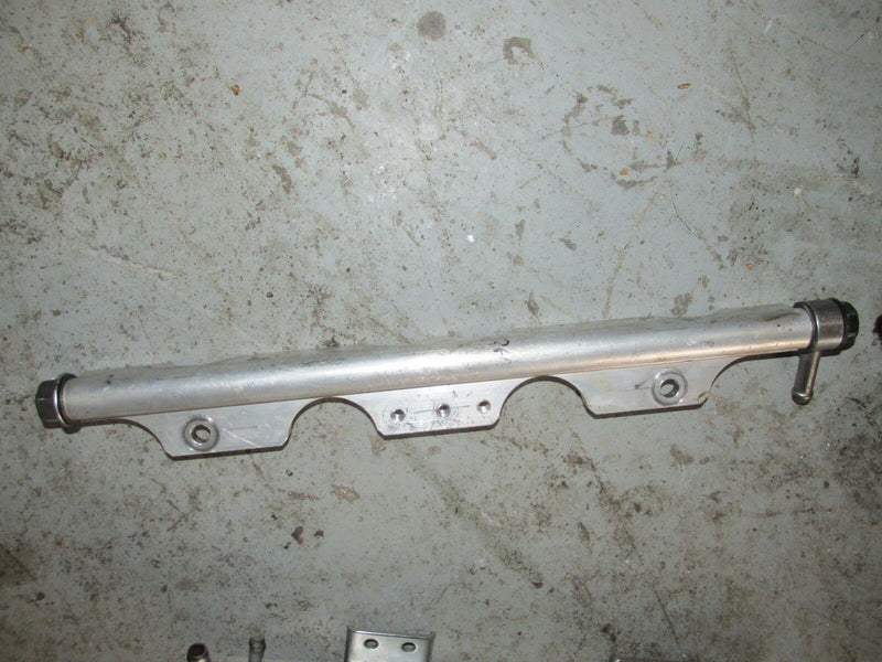 2008 Suzuki outboard DF90 4 stroke 09001F-880669 fuel rail 15750-90J00