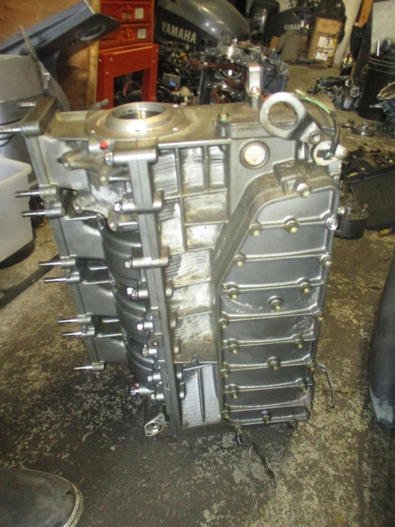 Suzuki DT140 140hp outboard crankcase block