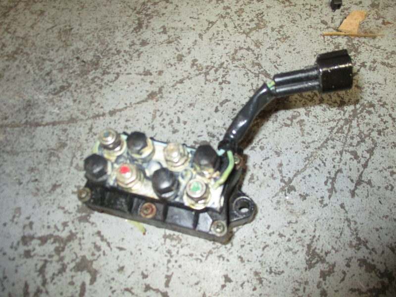 1996 Yamaha 90hp 2 stroke Presison blend outboard tilt and trim relay 61a-81950
