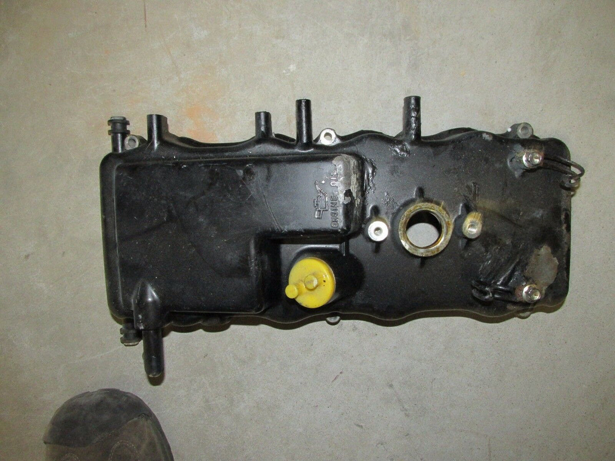 Suzuki DF 60 70hp cylinder head cover