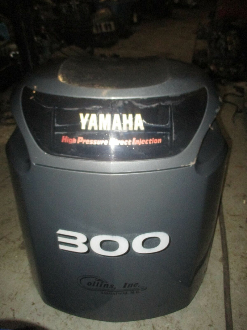 Yamaha HPDI 300hp outboard top cowling