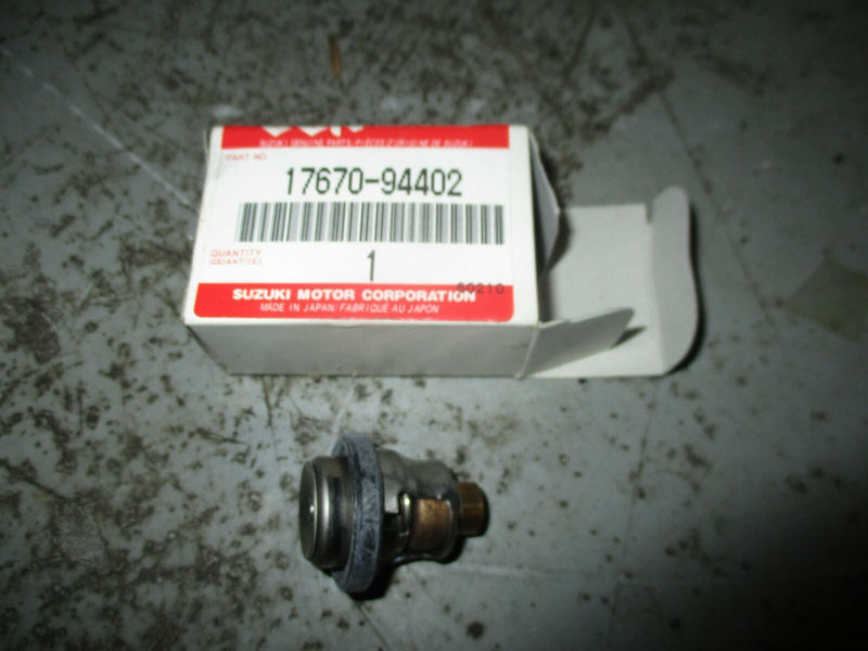 NEW Suzuki outboard thermostat (17670-94402)