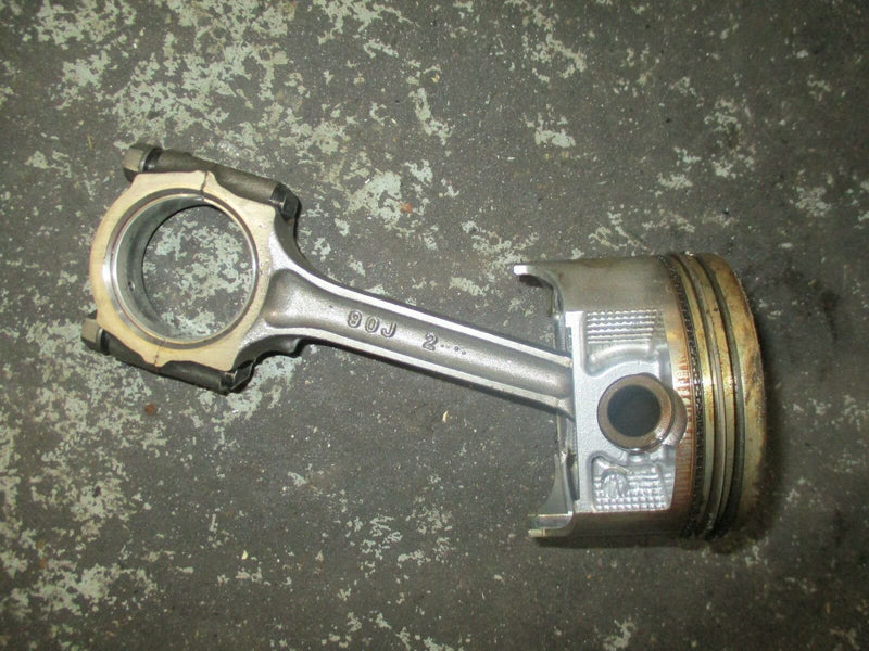 2001 Suzuki DF90 4-stroke Piston and connecting rod
