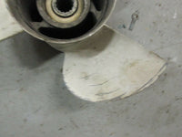 Load image into Gallery viewer, Yamaha aluminum propellor 17 pitch M sized hub
