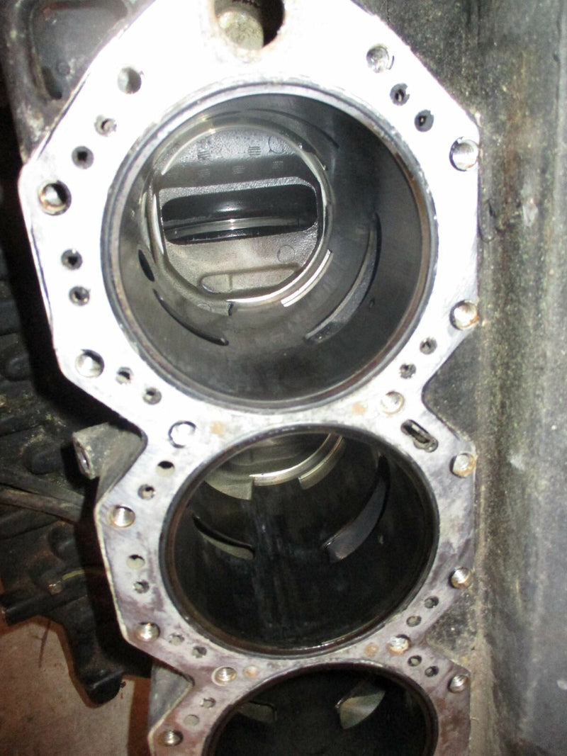 Johnson 150hp 2 stroke outboard crankcase block
