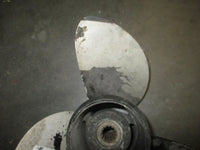 Load image into Gallery viewer, Johnson Evinrude outboard alluminum propeller 13 3/4 by 15 (391198)
