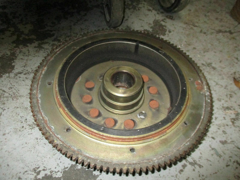 2004 Yamaha 4 stroke F225TURC outboard flywheel 69j-81450-10