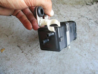 Load image into Gallery viewer, 2008 Yamaha 350hp 4-stroke outboard air canister 6p2-24170
