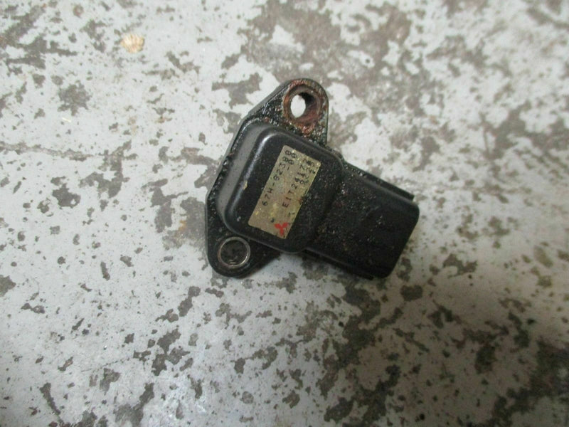 2000 Yamaha outboard 250hp OX66 map sensor 67h-82380