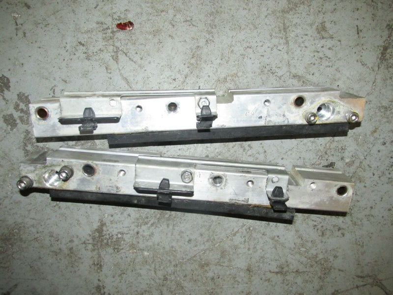 2002 Yamaha Outboard 200 hpdi LZ200TXRA fuel rail set 68F-13161-00-00
