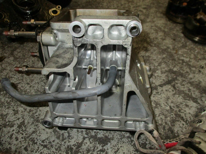 2007 Yamaha outboard F250TXR 4 stroke mixing body 6p2-13711