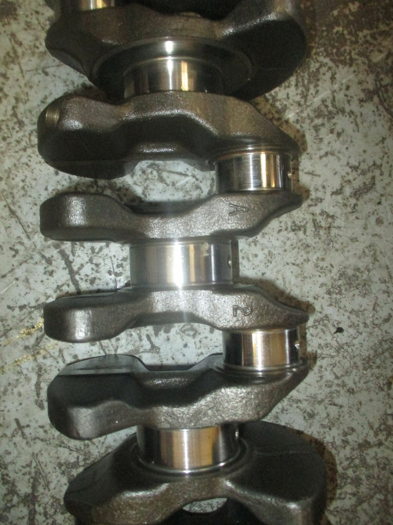 Suzuki DF115 115hp outboard crankshaft (12220-90J01)