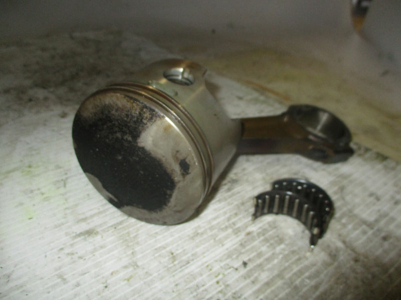 Evinrude Ocean Pro 175hp outboard port piston and rod (436242)