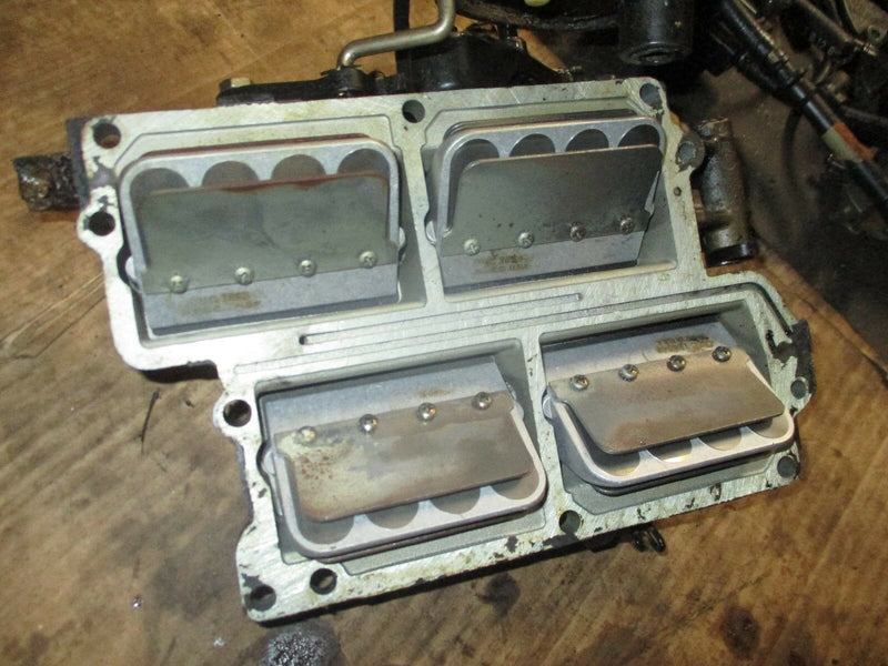 1994 Johnson outboard 115hp V4 2 stroke intake manifold/reeds 0397075