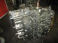 Load image into Gallery viewer, Suzuki DT150 150hp outboard crankcase powerhead
