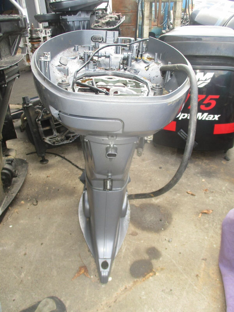 Yamaha 40hp 4 stroke outboard 20" shaft  midsection