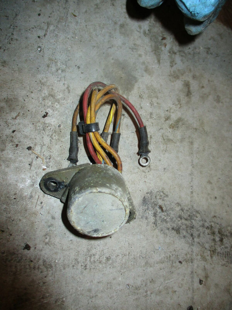 Johnson Seahorse 35hp outboard 4 wire rectifier regulator (581778)