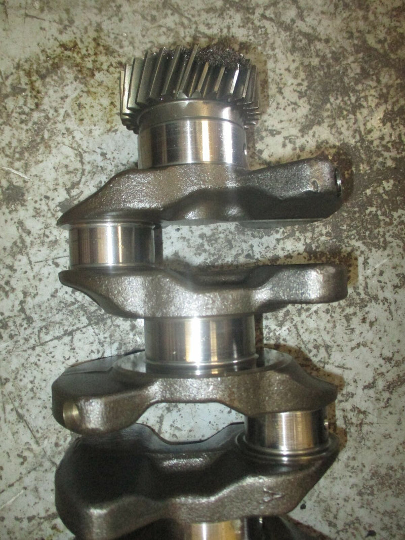 Suzuki DF115 115hp outboard crankshaft (12220-90J01)