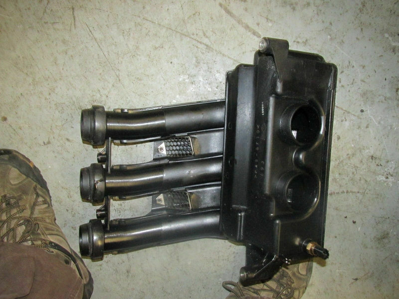 Yamaha 225hp 4 stroke outboard port intake silencer (69J-1444F-00-00)