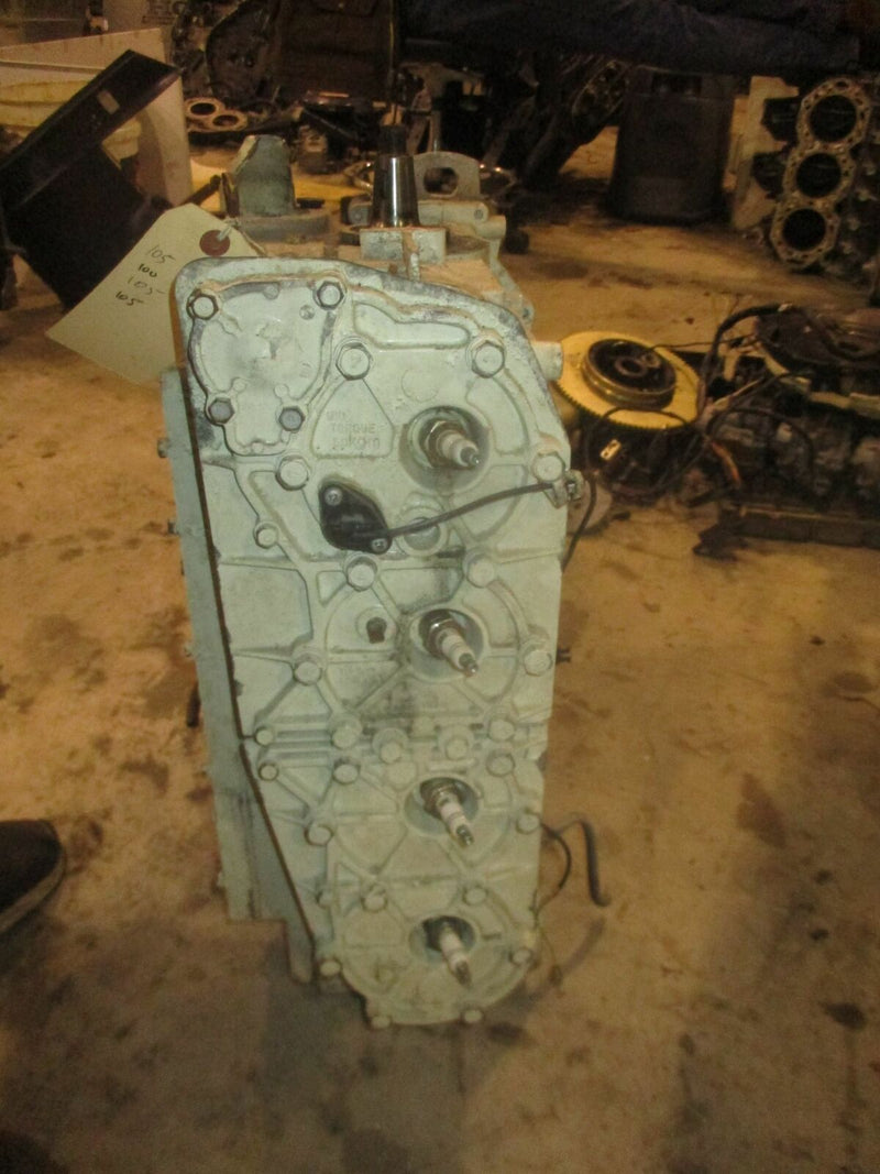 Suzuki DT140 140hp outboard crankcase powerhead