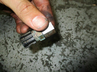 Load image into Gallery viewer, 2000 Yamaha outboard 250hp OX66 thermosensor 65l-85886
