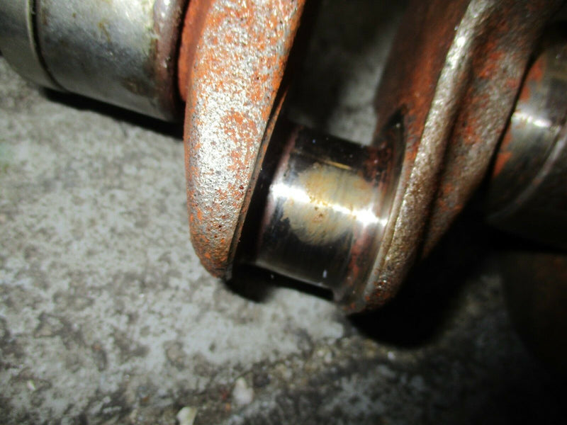 1997 Johnson 35hp AML35D outboard crankshaft