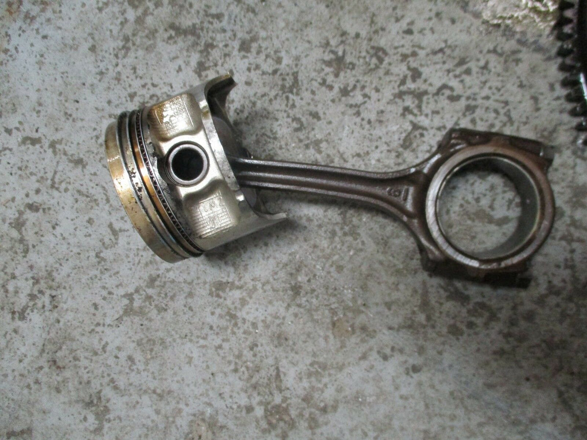 1999 Honda Outboard 90 hp 4 stroke piston and rod 13101-zw1