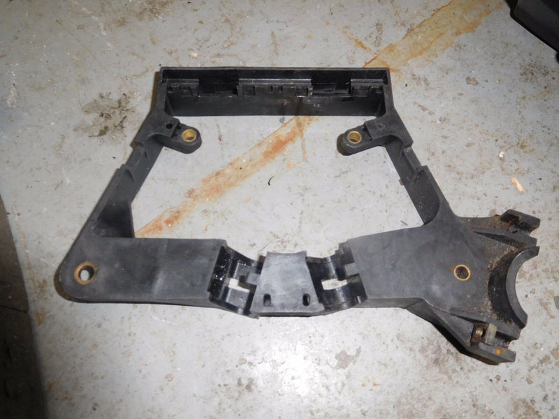 1993 Johnson 120hp outboard Oceanrunner J120TXETF Plastic mount plate 583997