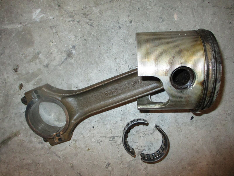 Evinrude 200hp 2-stroke outboard 0.30 oversized starboard piston and rod