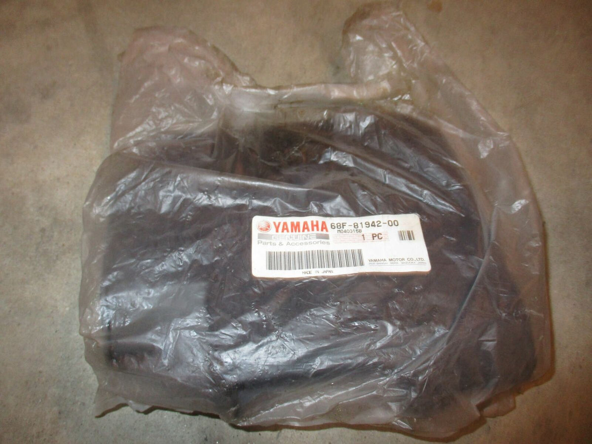 NEW Yamaha outboard cover (68F-81942-00)