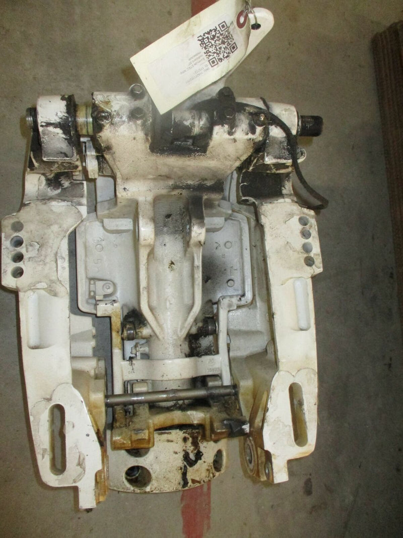 Evinrude 90hp 2 stroke outboard swivel bracket