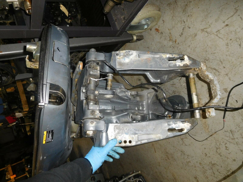 2002 yamaha HPDI 200hp outboard 25" midsection