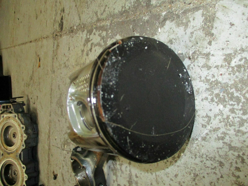 2000 Yamaha outboard 250hp OX66 Port piston 62j-11642-02-86
