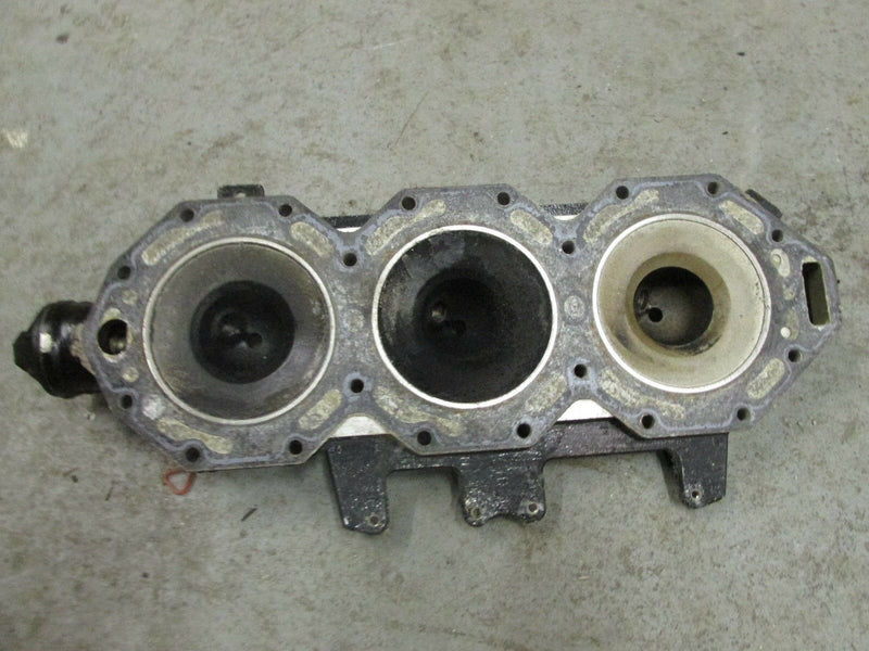 Evinrude Ficht 200hp 2-stroke E200FPXS port cylinder head 345860