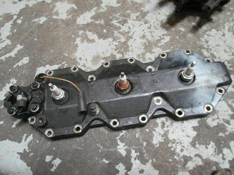 1993 Johnson 225hp Oceanrunner outboard cylinder head 340839