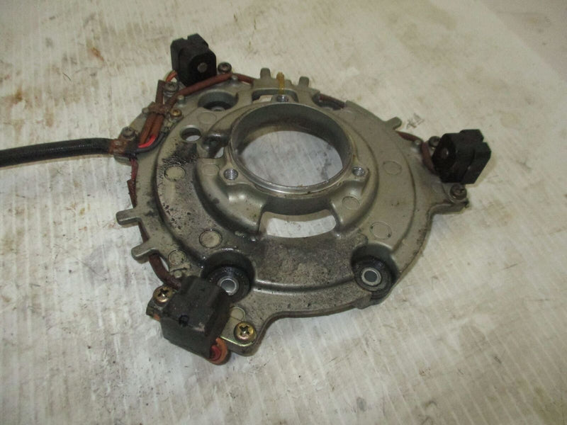 Suzuki DT200 200 hp outboard ignition timing coil/ timer base (32160-87D11)
