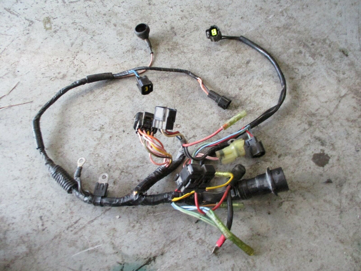 2000 Yamaha 100hp 4-stroke outboard Engine wiring harness 67f-82590