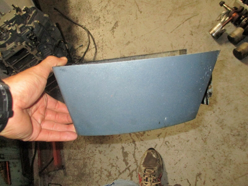 2002 Yamaha 40hp 2 stroke outboard apron