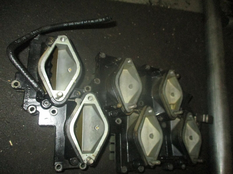Johnson Ocean Pro 200hp outboard intake manifold with reeds (341520)