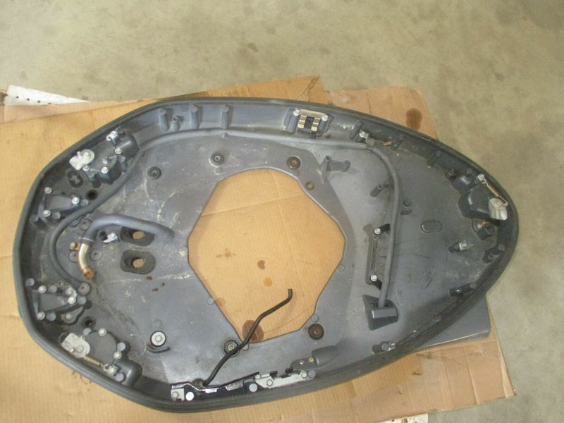 Yamaha 350hp 4 stroke outboard bottom cowling (6AW-42710-01-8D)