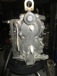 Load image into Gallery viewer, Johnson 40hp outboard crankcase powerhead
