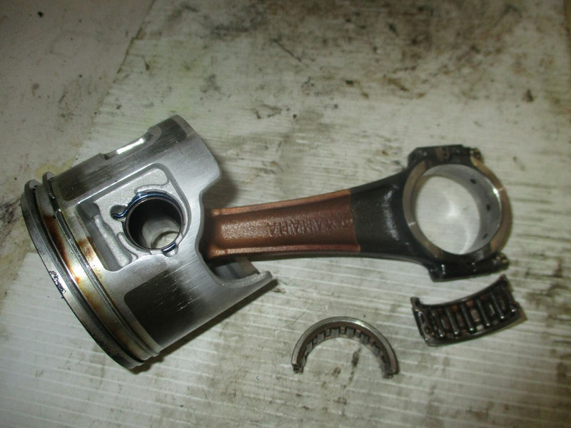 Yamaha VMAX 150hp outboard port piston and rod (100-275P)