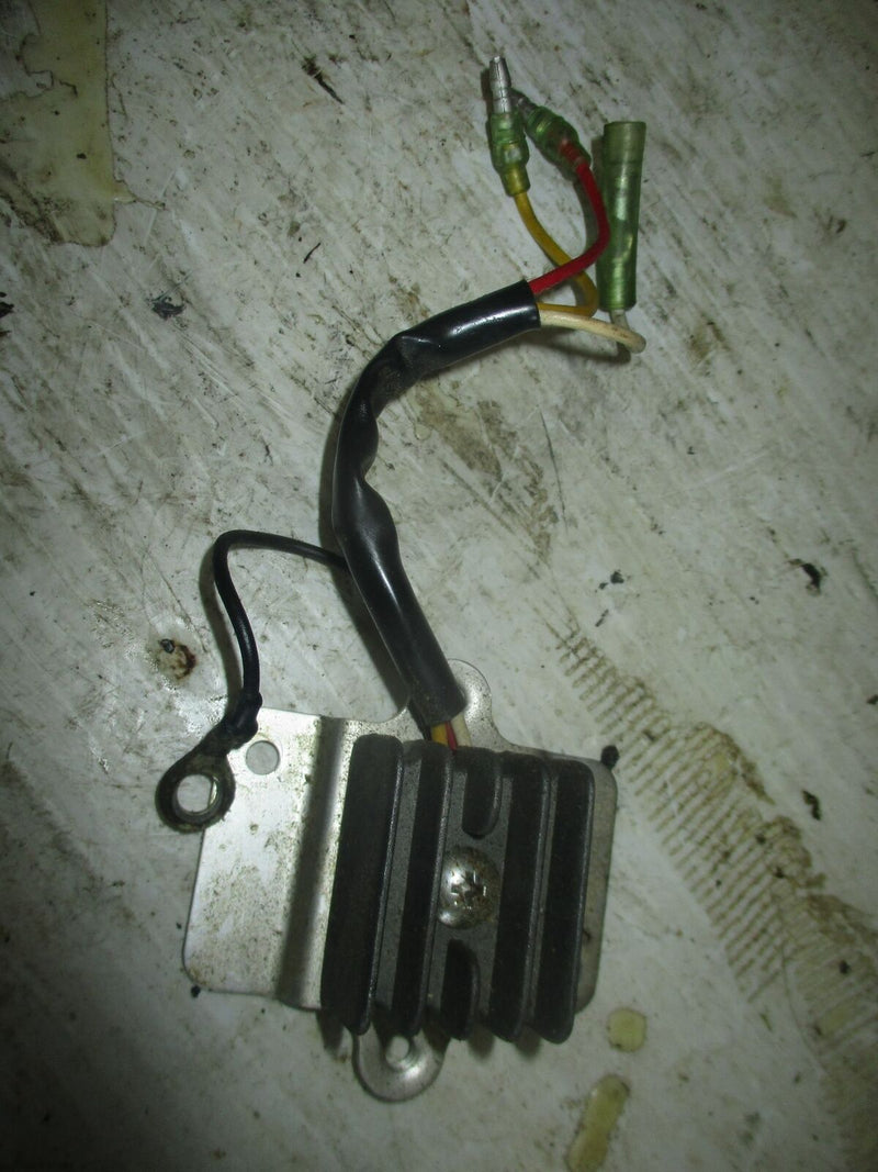 Suzuki DT55 55hp outboard rectifier regulator (32800-95D01)