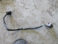 Load image into Gallery viewer, 2002 Yamaha outboard Z200TXRA 2 stroke 200hp crank position sensor 61A-85895-00
